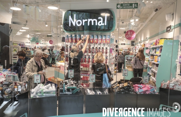 Ouverture de l enseigne danoise normal