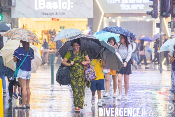 La couleur de la pluie a HONG KONG.