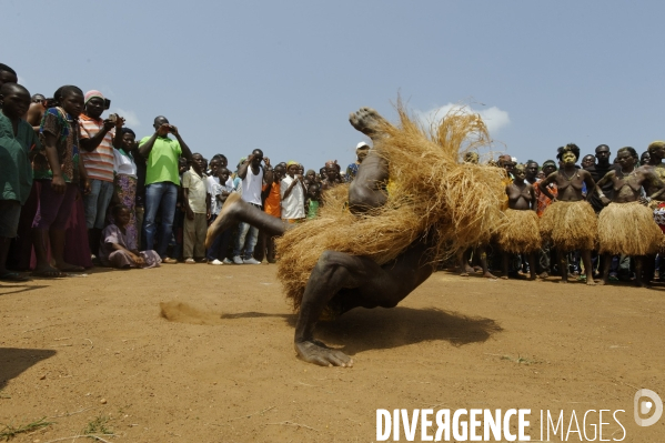 TOGO : Culte vaudou du dieu guerrier KOKOU