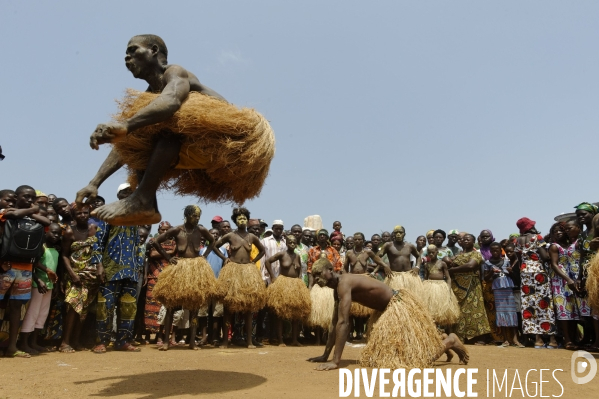 TOGO : Culte vaudou du dieu guerrier KOKOU