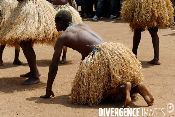 TOGO : Culte vaudou du dieu guerrier KOKOU