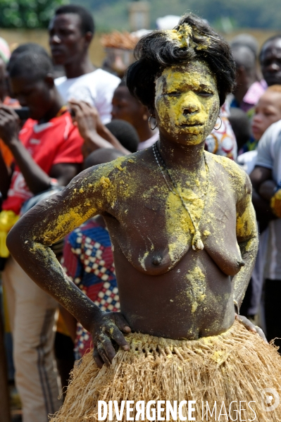 TOGO : Culte vaudou du dieu guerrier KOKOU