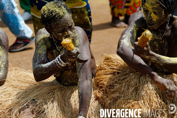 TOGO : Culte vaudou du dieu guerrier KOKOU
