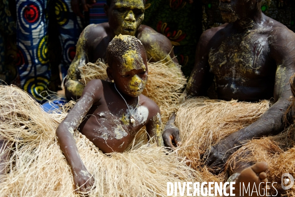 TOGO : Culte vaudou du dieu guerrier KOKOU