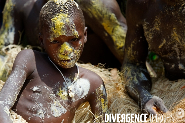 TOGO : Culte vaudou du dieu guerrier KOKOU