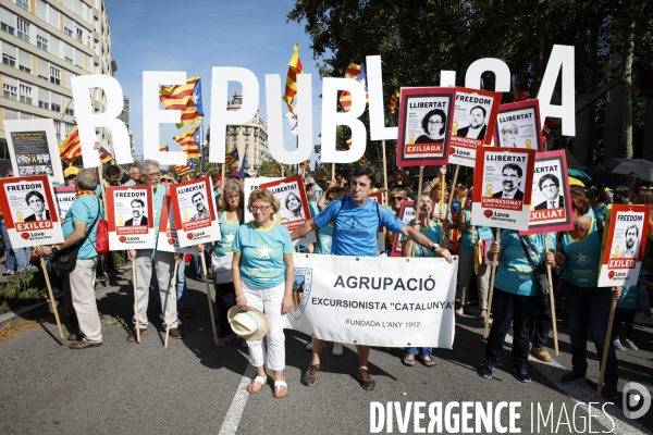 Diada 2019 les independantistes catalans dans les rues de barcelone