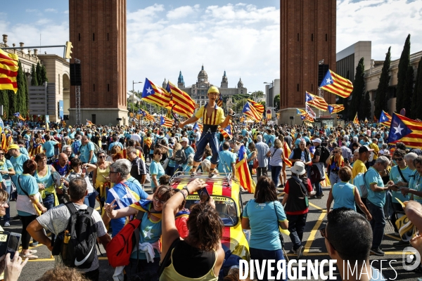 Diada 2019 les independantistes catalans dans les rues de barcelone