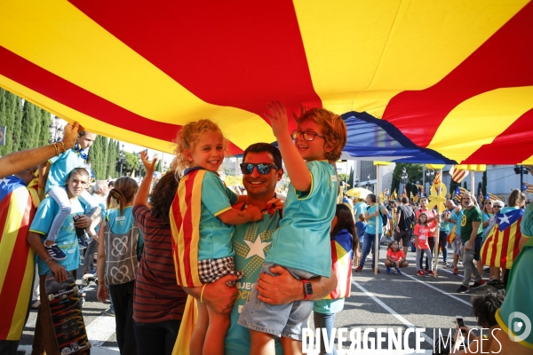 Diada 2019 les independantistes catalans dans les rues de barcelone