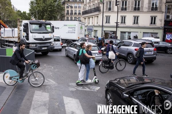 Le chaos des embouteillages dans Paris.