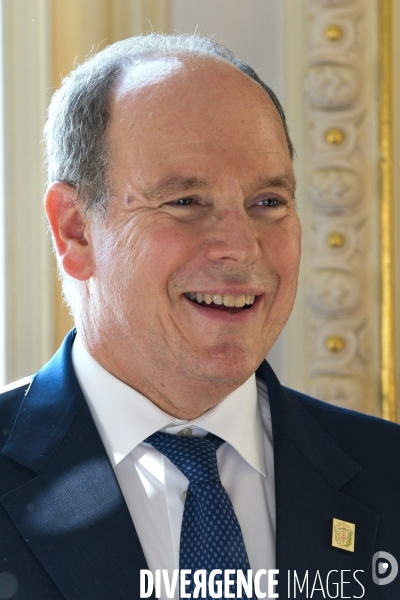 A Romans, le prince Albert II de Monaco sur les traces de l histoire des Grimaldi