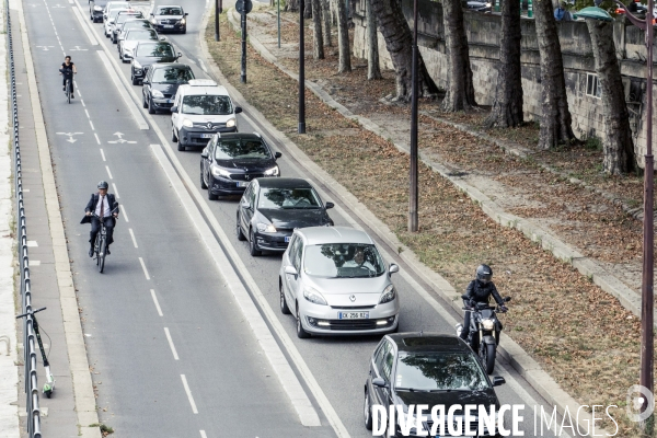 Paris - Mobilites douces par temps de particules fines