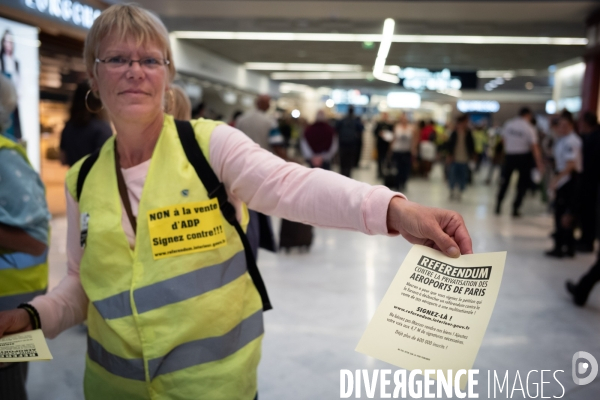 Manifestation des Gilets Jaunes à Orly contre la privatisation de ADP