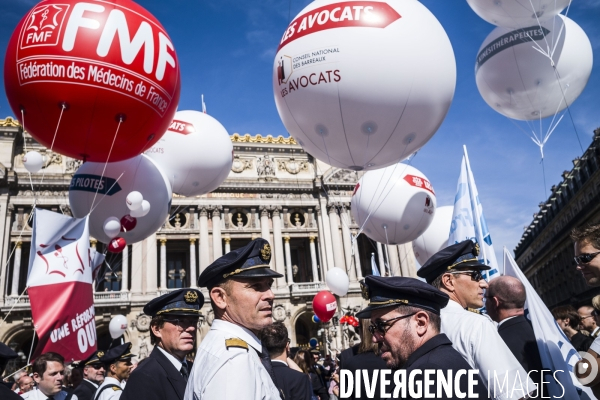 Manifestation des professions libérales contre la reforme des retraites.