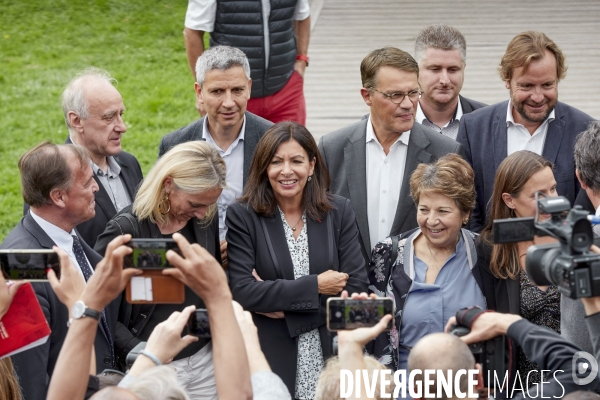 Conference presse de Anne Hidalgo , Maire de Paris, sur la Qualité de l air