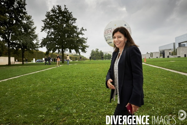 Conference presse de Anne Hidalgo , Maire de Paris, sur la Qualité de l air