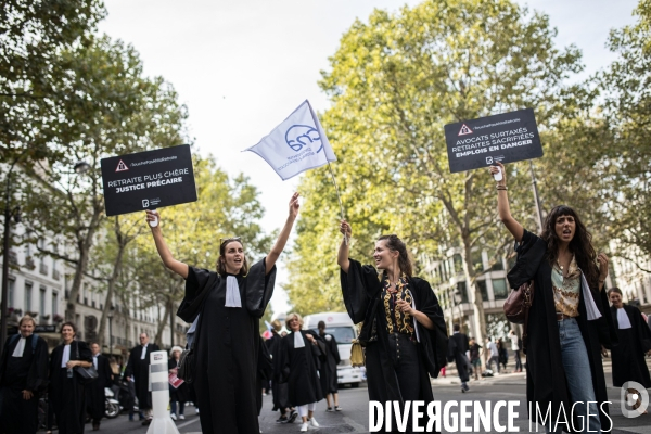 Manifestation des professions libérales contre le régime de retraites universel