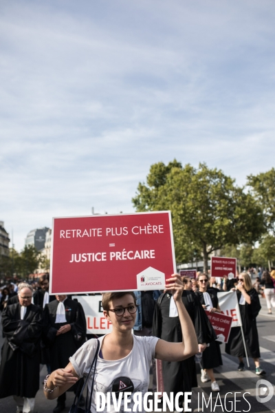 Manifestation des professions libérales contre le régime de retraites universel