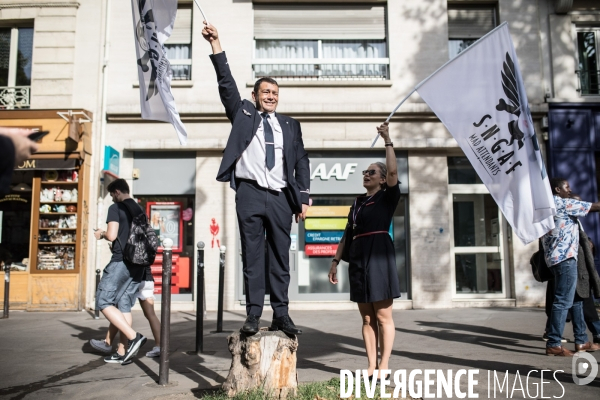 Manifestation des professions libérales contre le régime de retraites universel