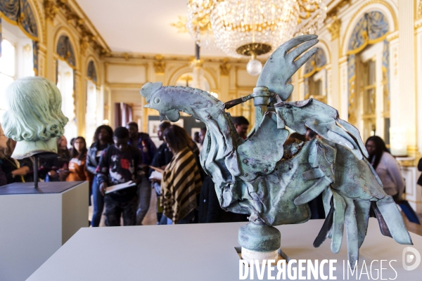 Le coq de la flèche de Notre-Dame de retour à Paris.