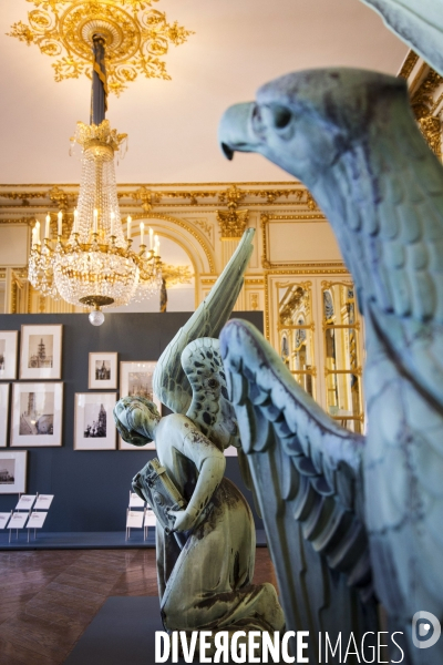 Le coq de la flèche de Notre-Dame de retour à Paris.