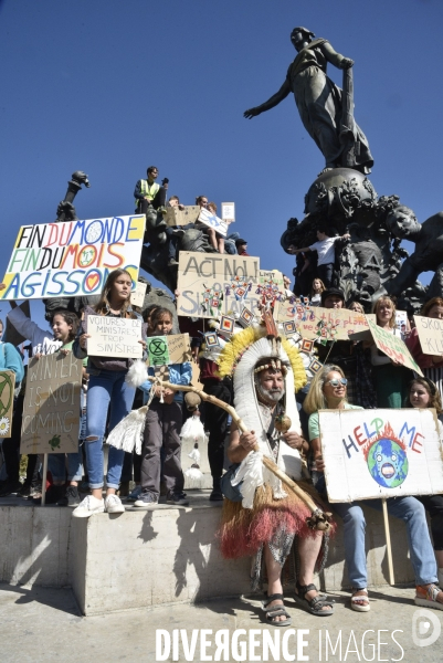 Greve mondiale pour le climat, étudiants et scolaires. Climate justice. Global strike for the climate with youth