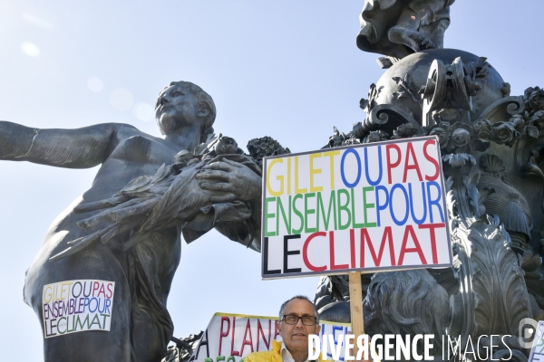 Greve mondiale pour le climat, étudiants et scolaires. Climate justice. Global strike for the climate with youth