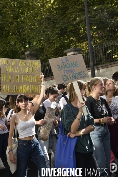 Greve mondiale pour le climat, étudiants et scolaires. Climate justice. Global strike for the climate with youth