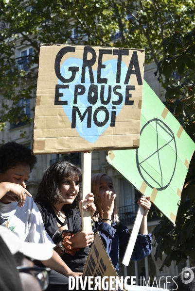 Greve mondiale pour le climat, étudiants et scolaires. Climate justice. Global strike for the climate with youth