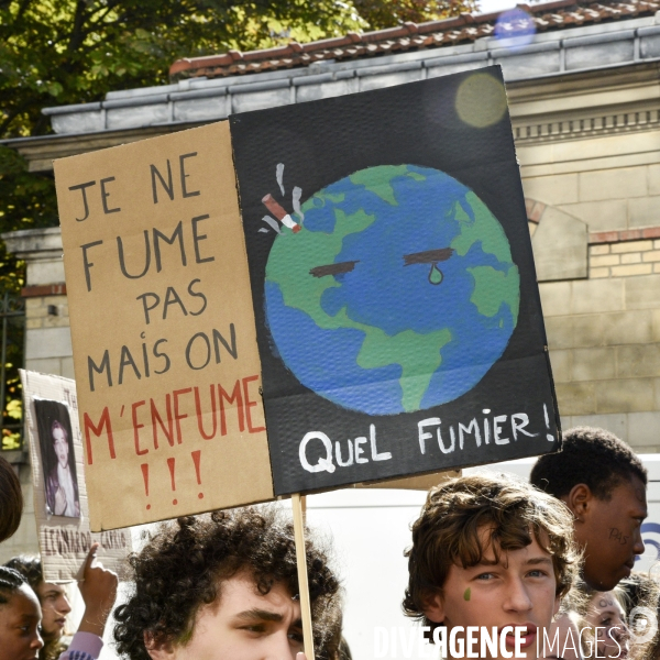 Greve mondiale pour le climat, étudiants et scolaires. Climate justice. Global strike for the climate with youth