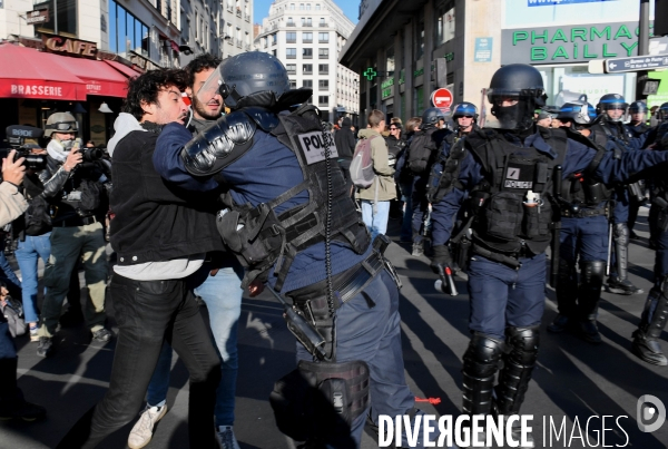 Manifestation des gilets jaunes / Acte 45