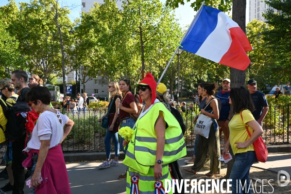 Manifestation pour le climat pertubée par les black blocks et les gilets jaunes