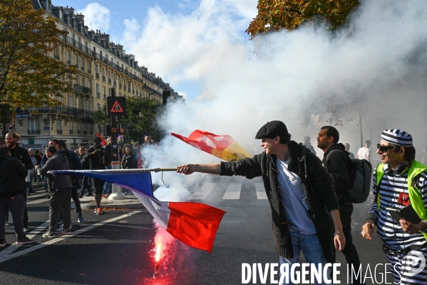Retraites. Manifestation CGT SUD contre le projet de réforme.