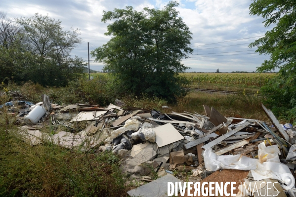 Décharge sauvage Ain