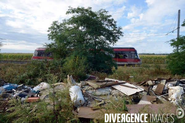 Décharge sauvage Ain