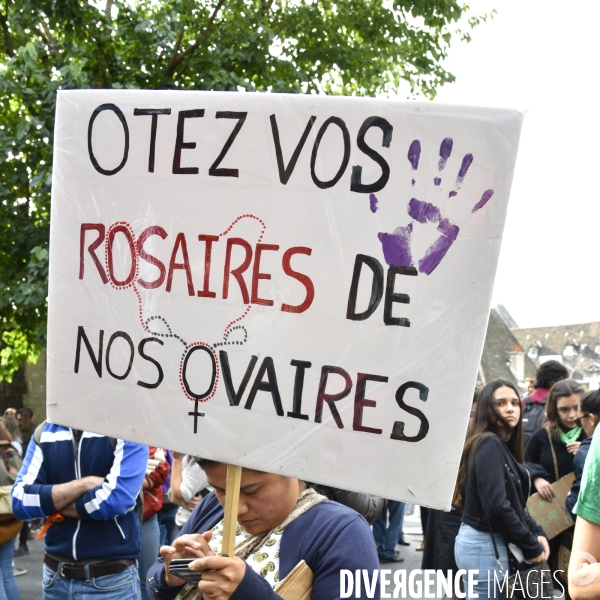 Journée internationale pour le droit à l avortement à Paris. International Day for the Right to Abortion.