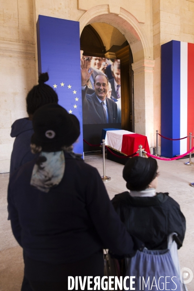 Hommage national populaire au président Jacques Chirac aux Invalides.