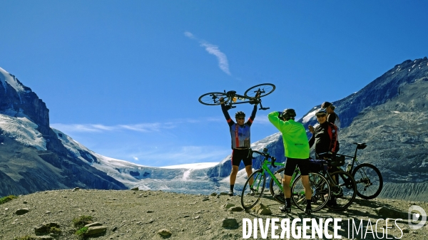 Glaciers, chutes, fleuves et lacs dans les Rocheuses canadiennes