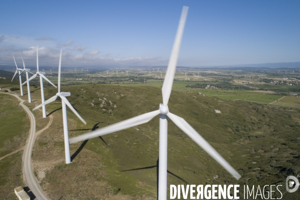 Parc éolien de Névian dans l Aude