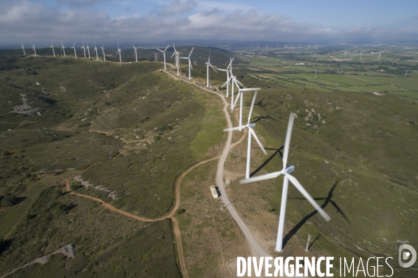 Parc éolien de Névian dans l Aude