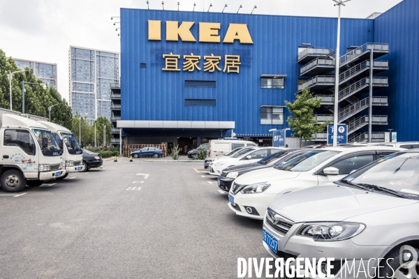 Chine / Us & Coutumes chez Ikea-Decathlon-Carrefour