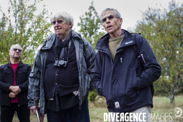 Lutte contre la réalisation d une déviation et d un pont sur la Loire.