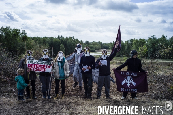 Lutte contre la réalisation d une déviation et d un pont sur la Loire.