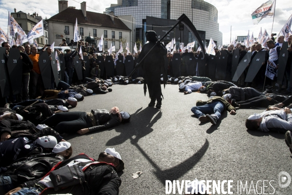 Manifestation unitaire des policiers,  Marche de la colère .