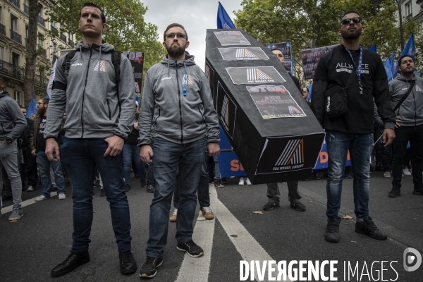Police, la marche de la colère