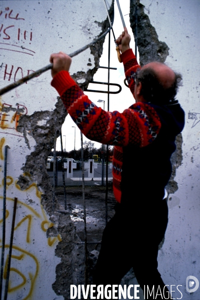 Chute du Mur de Berlin 30e Anniversaire. Fall of Berlin Wall 30th anniversary.