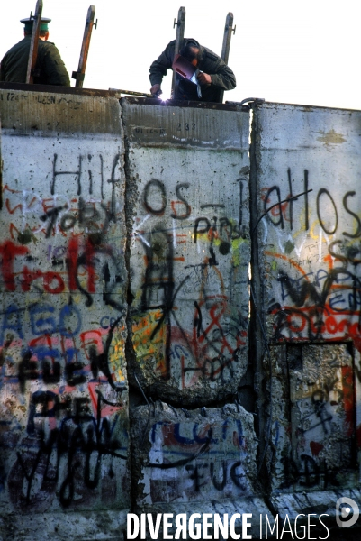 Chute du Mur de Berlin 30e Anniversaire. Fall of Berlin Wall 30th anniversary.