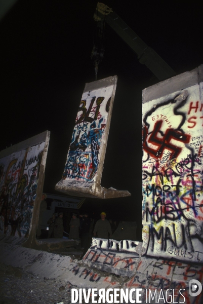 Chute du Mur de Berlin 30e Anniversaire. Fall of Berlin Wall 30th anniversary.