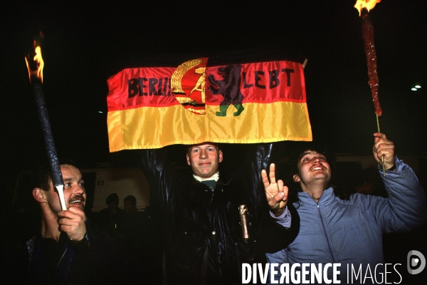 Chute du Mur de Berlin 30e Anniversaire. Fall of Berlin Wall 30th anniversary.