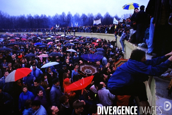 Chute du Mur de Berlin 30e Anniversaire. Fall of Berlin Wall 30th anniversary.