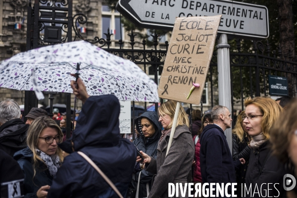 Marche blanche en hommage a la directrice, christine renon,  suicidee dans son ecole a pantin.